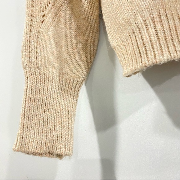 Ophelia Roe Sweater Women's M Beige Turtleneck Cable Knit Cozy Soft Cropped NWT - Picture 4 of 15